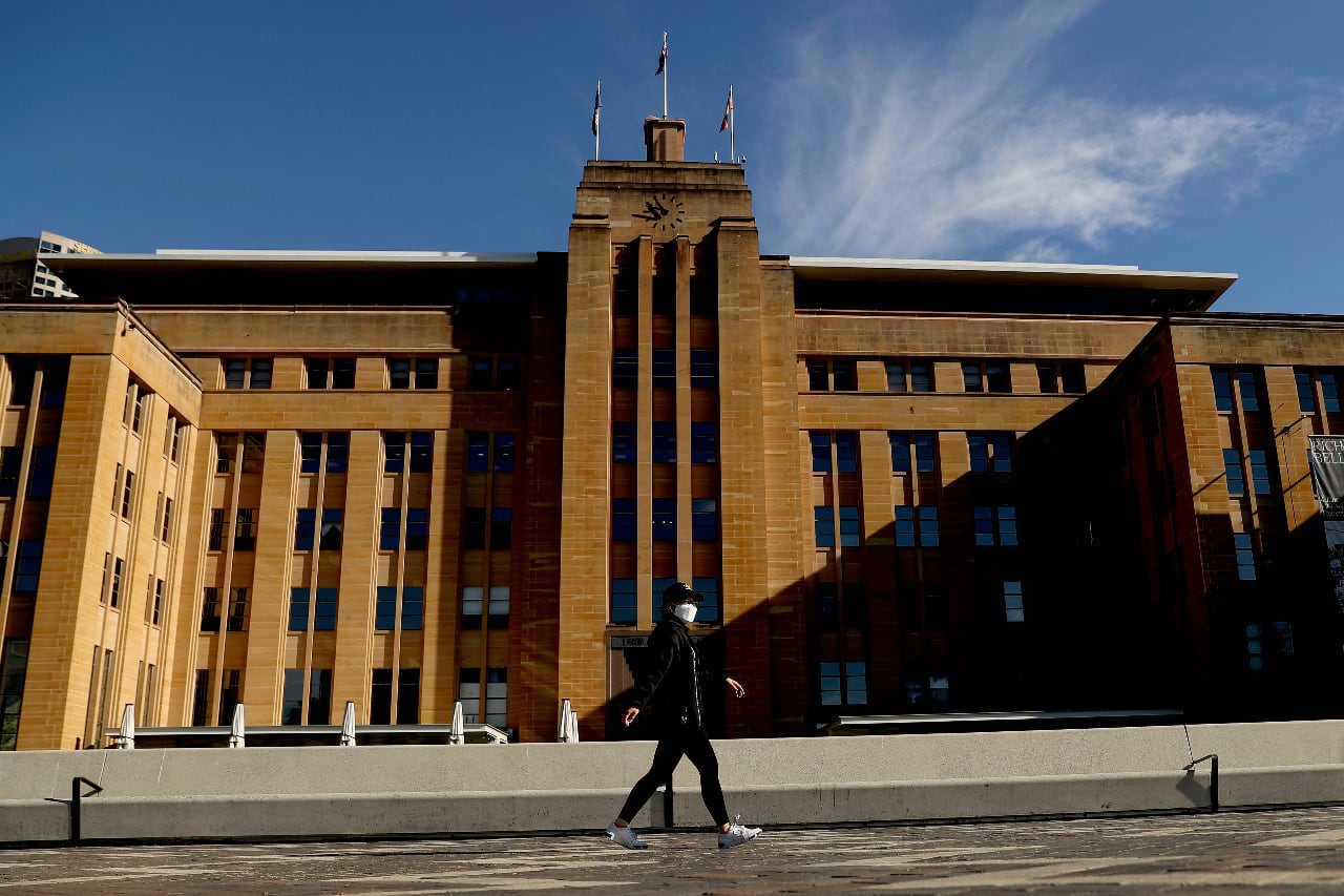 Tanto en Sindey como en Melbourne los habitantes solo pueden salir para comprar alimentos y medicamentos o asistir al médico.