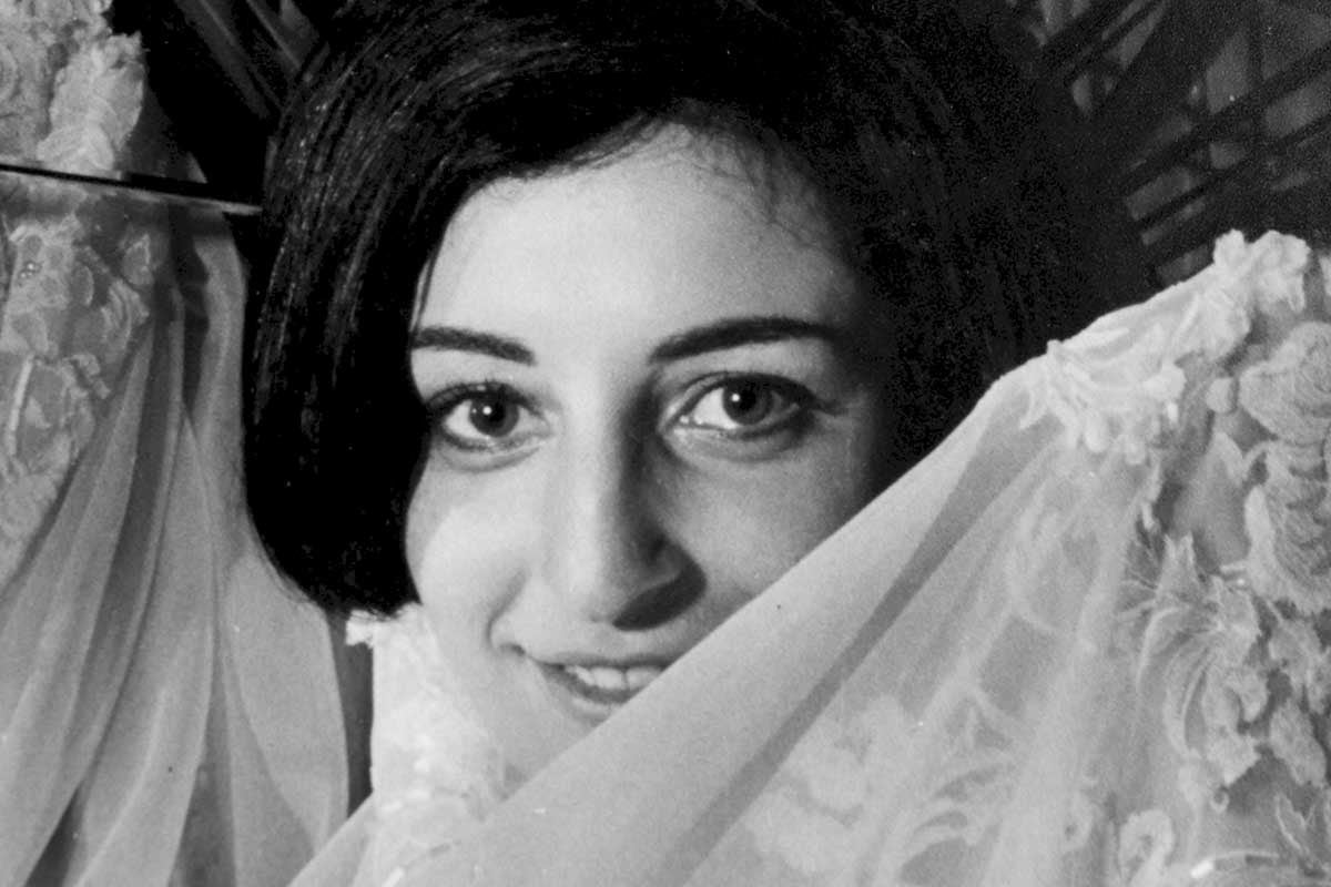 Julia Azar en el día de su casamiento, en 1967.