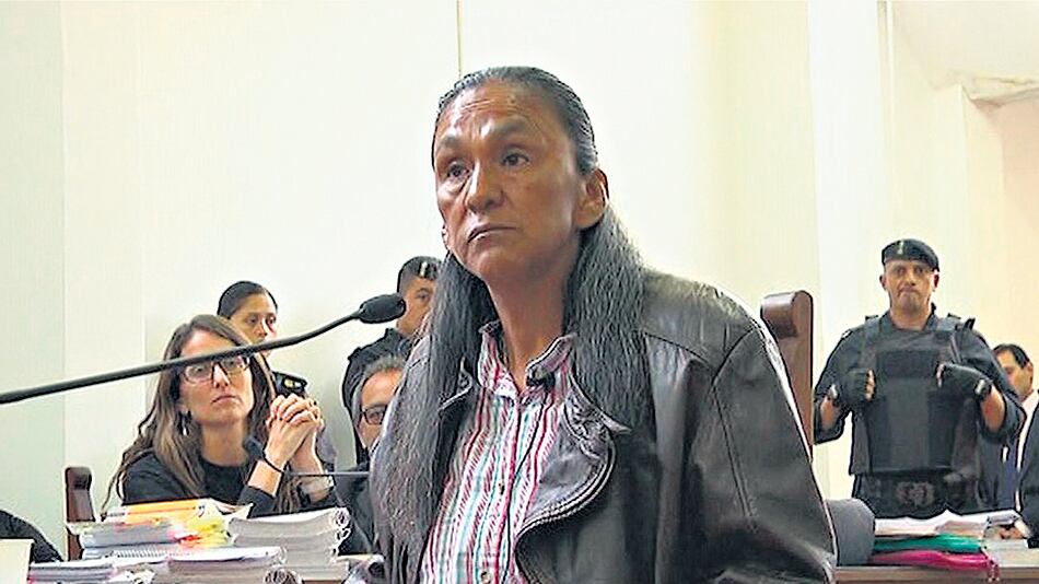 “No van a hacerme agachar la cabeza”, advirtió ayer Sala.