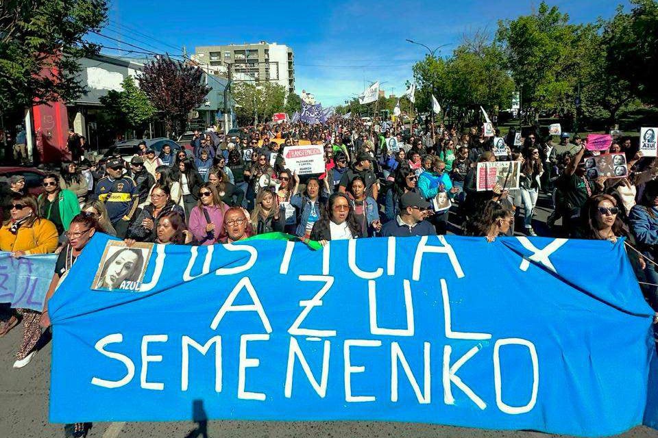 Reclamos por el transfemicidio de Azul Semeñenko.