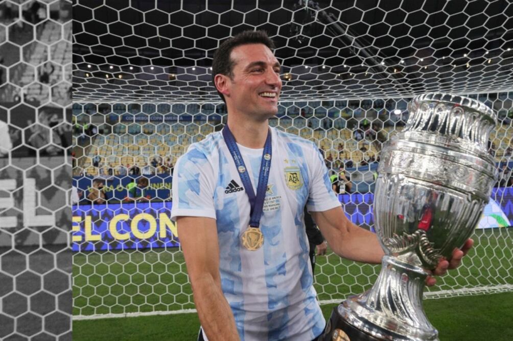 Un exultante Scaloni sostiene la Copa América obtenida en Brasil.