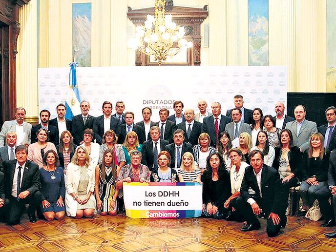 Los macristas “celebran” el Día de la Memoria sin demasiada convicción.