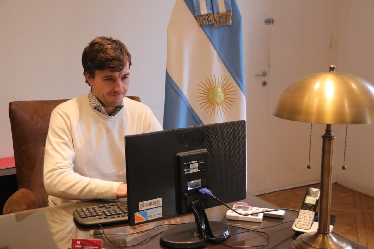 "La asistencia alimentaria pasó de tres mil a treinta mil canastas alimentarias por la pandemia", aseguró en diálogo con PáginaI12  el intendente de Morón, Lucas Ghi. 