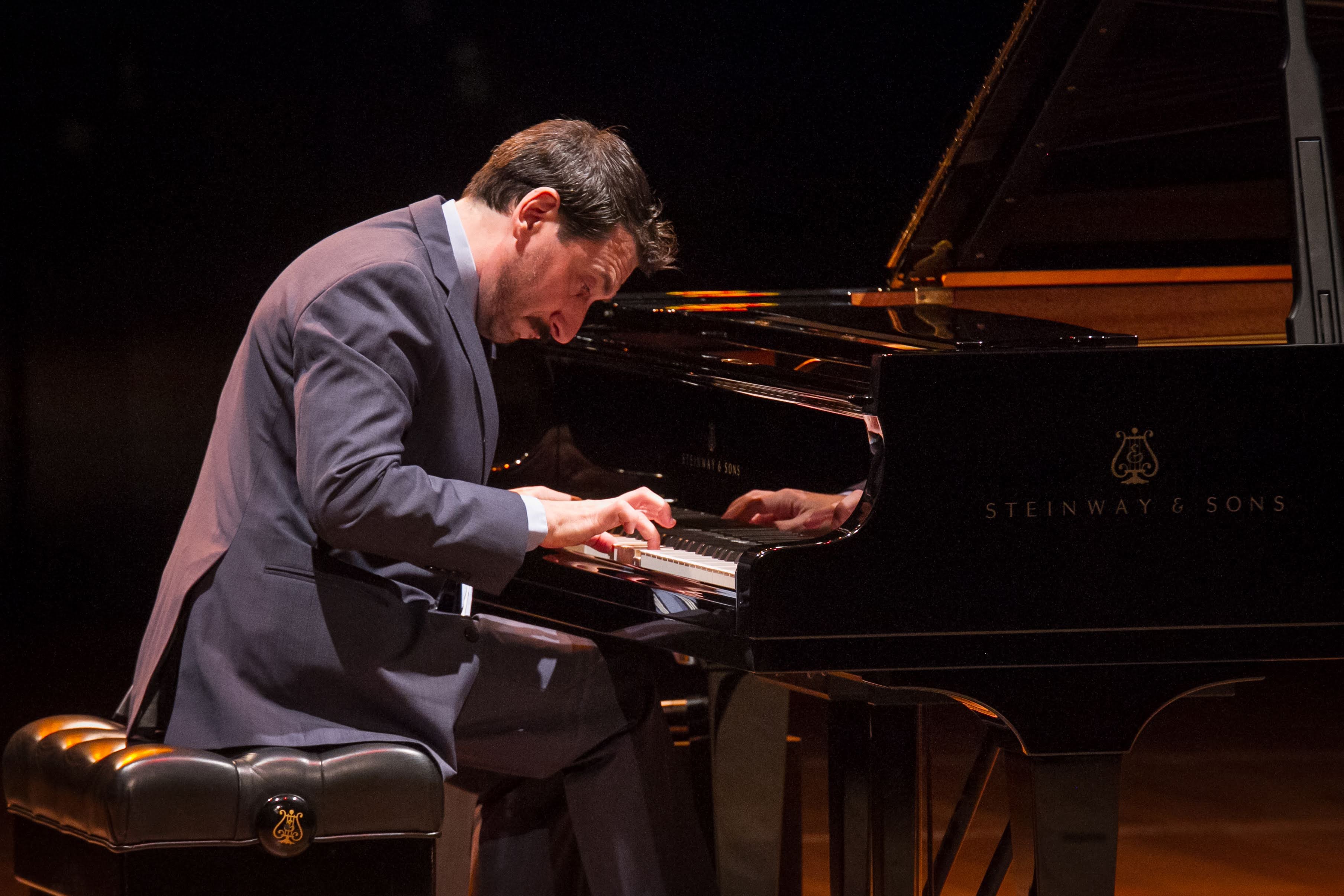 Antonio Formaro en el Centro Cultural Kirchner, donde hay actividad presencial. 