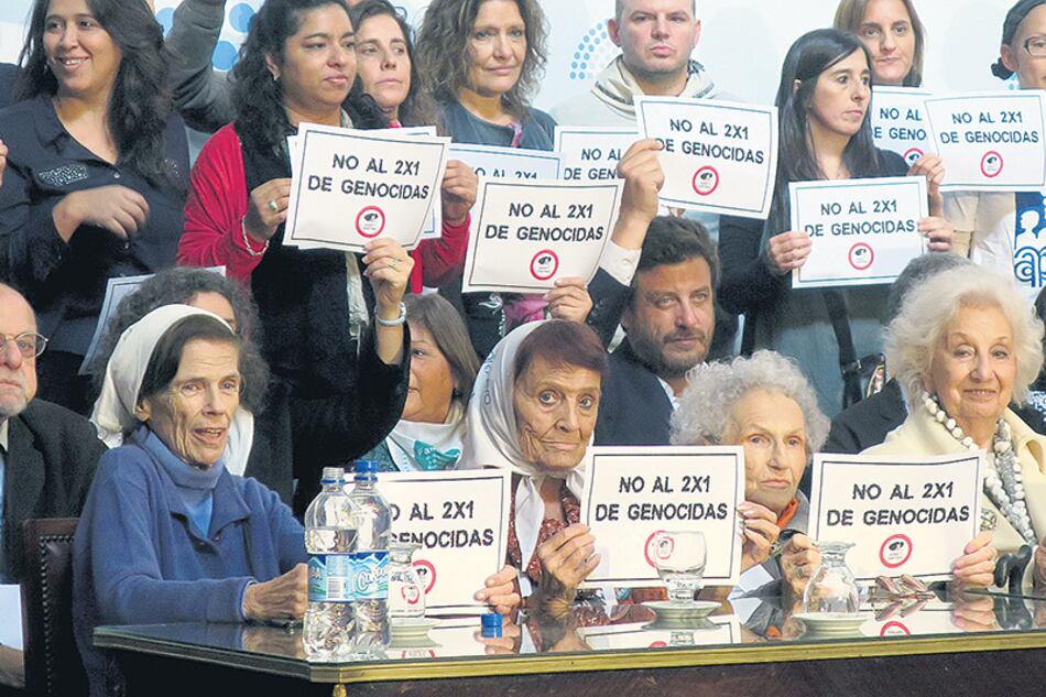 Los organismos de derechos humanos celebraron ayer el fallo de la Corte Suprema.
