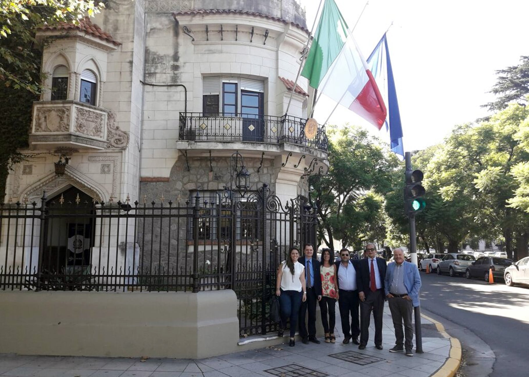 Los postulantes a legisladores por el extranjero en el Consulado Italiano de Rosario.