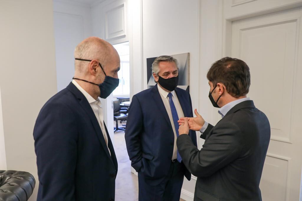 Alberto Fernández, Horacio Rodríguez Larreta y Axel Kicillof deben reunirse por la pandemia.