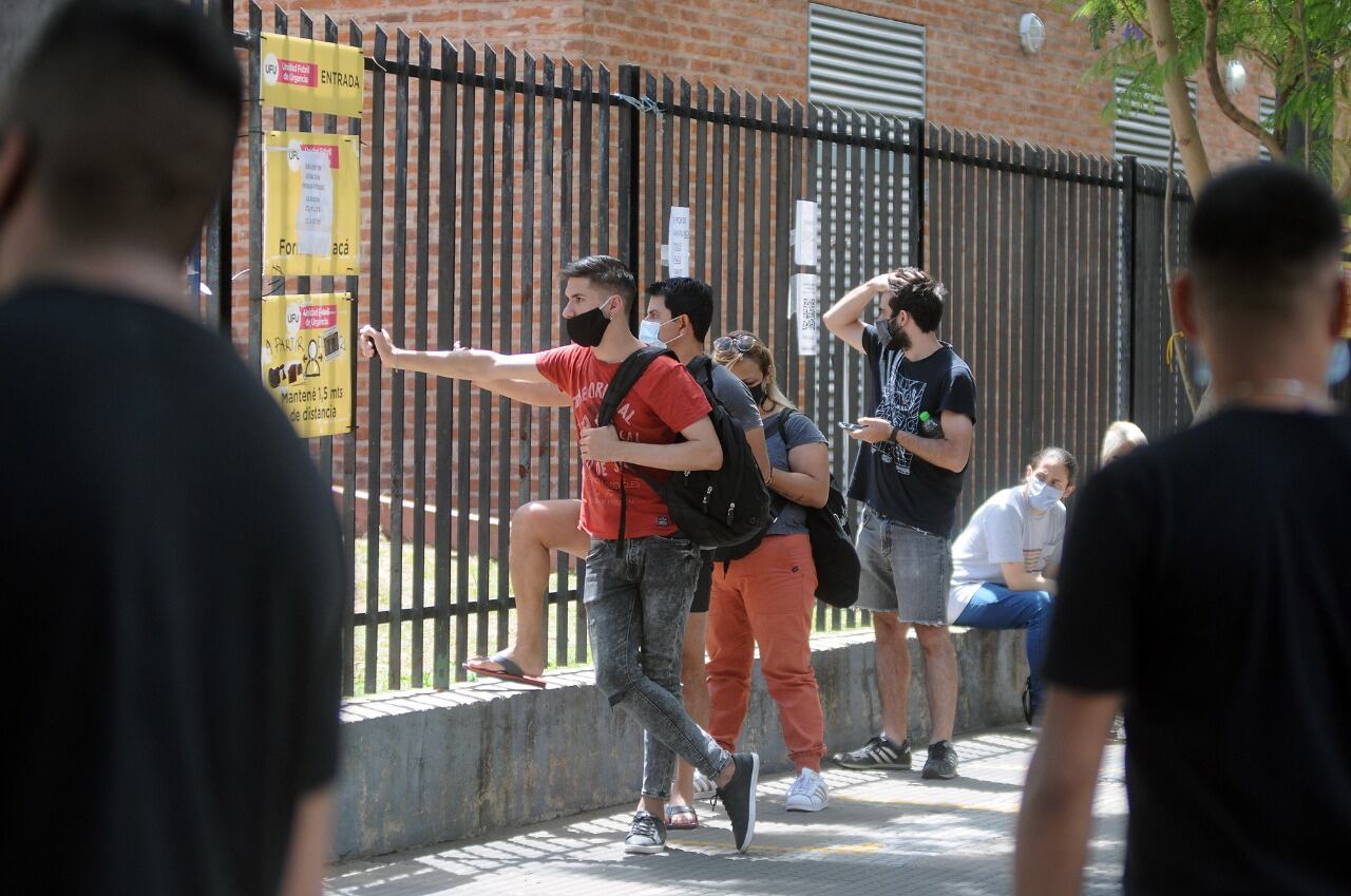 Hay por el momento 2762 personas internadas en Unidades de Terapia Intensiva