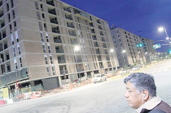 El complejo que construye el Instituto de la Vivienda de la Ciudad para urbanizar Villa Fraga.