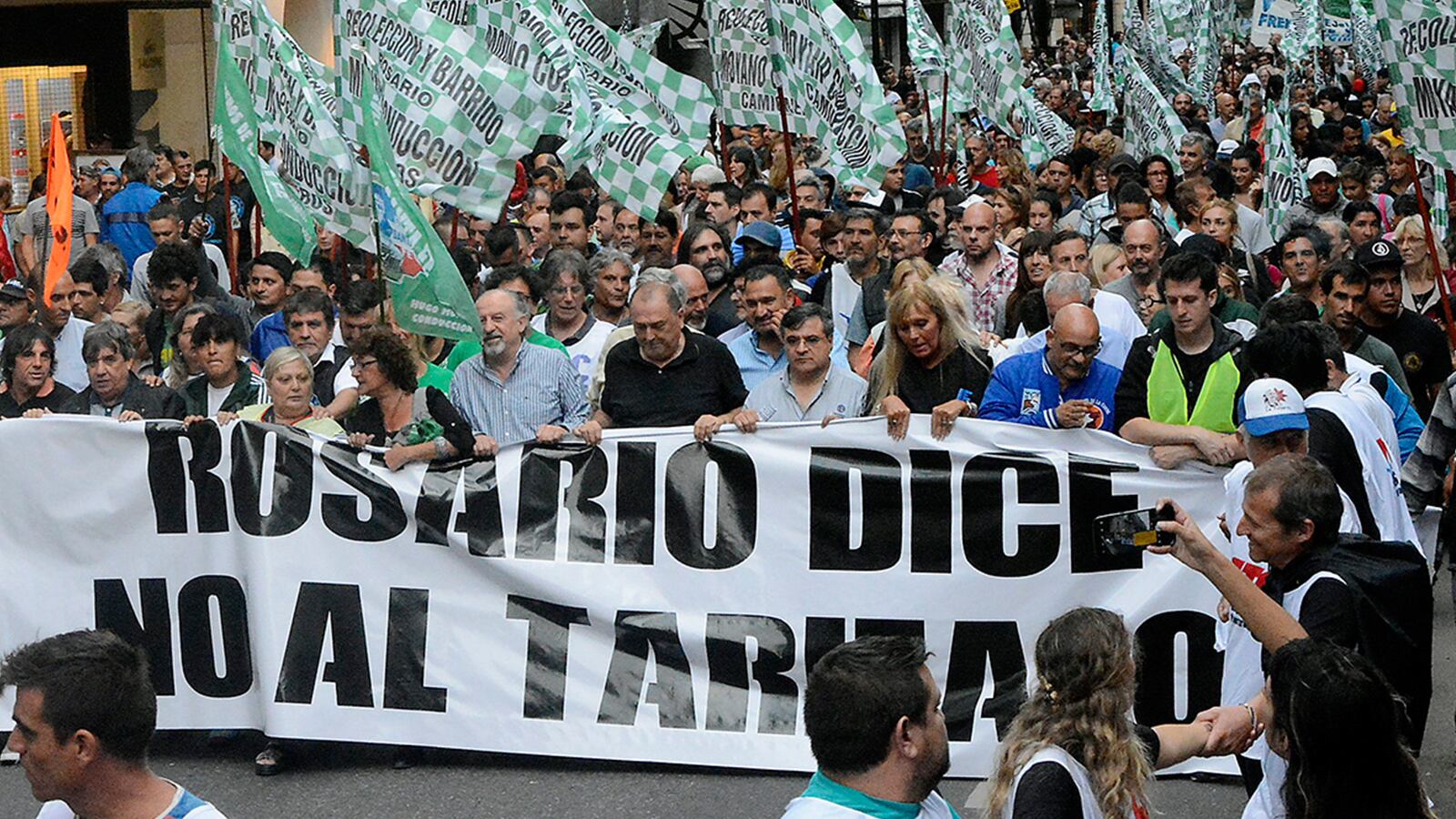 Gremios y organizaciones civiles quieren una manifestación superadora de la Marcha de las Antorchas.