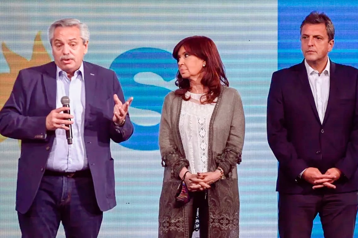 Alberto Fernandéz, Cristina Kirchner y Sergio Massa.