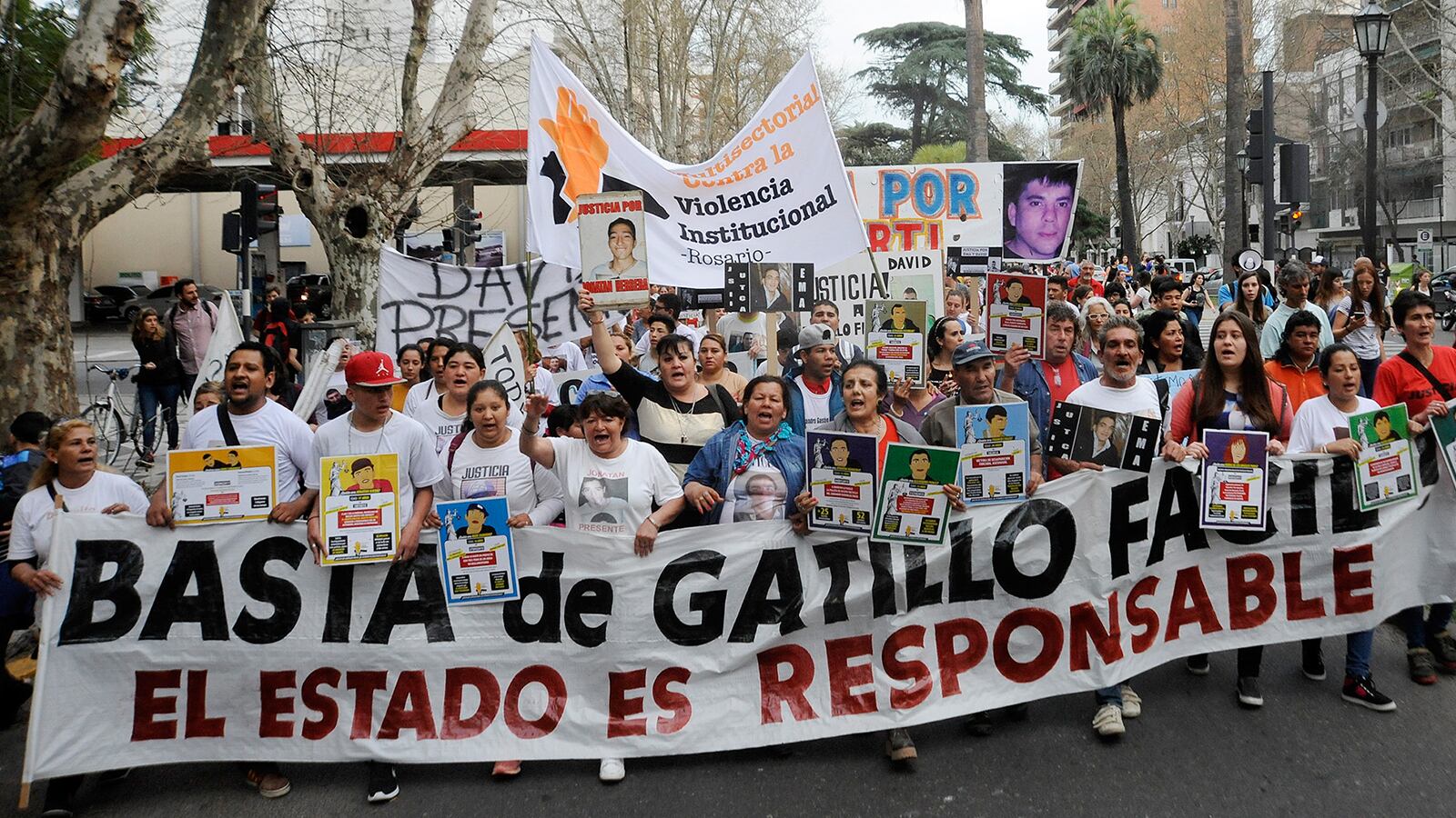 “Yo marcho contra el gatillo fácil”, es el lema que se propuso este año desde la Multisectorial.