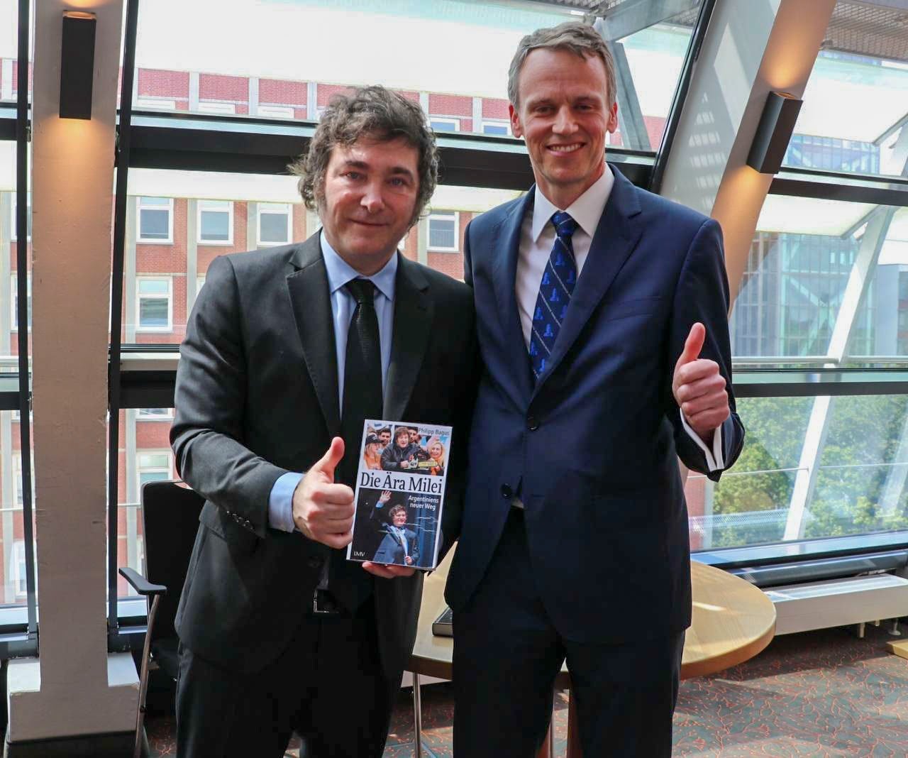 Milei recibió el Premio de la Sociedad Hayek.