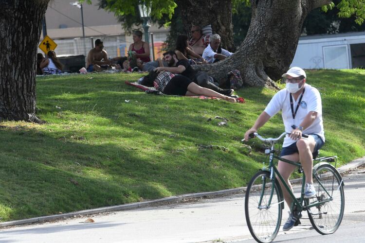 La temperatura superará los 30 grados este sábado y domingo.  