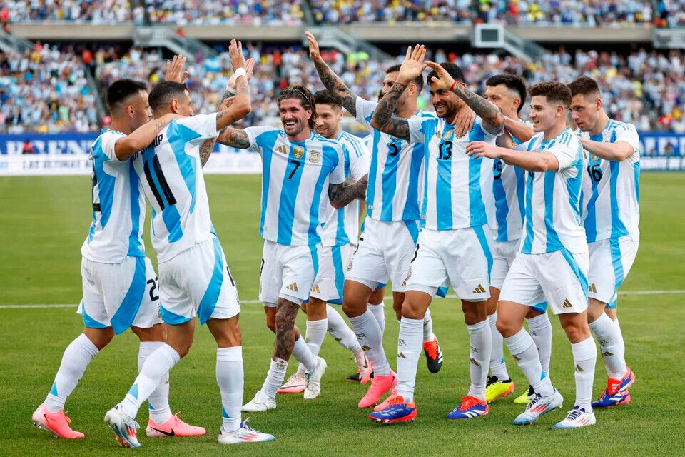 Argentina viene de ganarle 2 a 0 a Canadá.