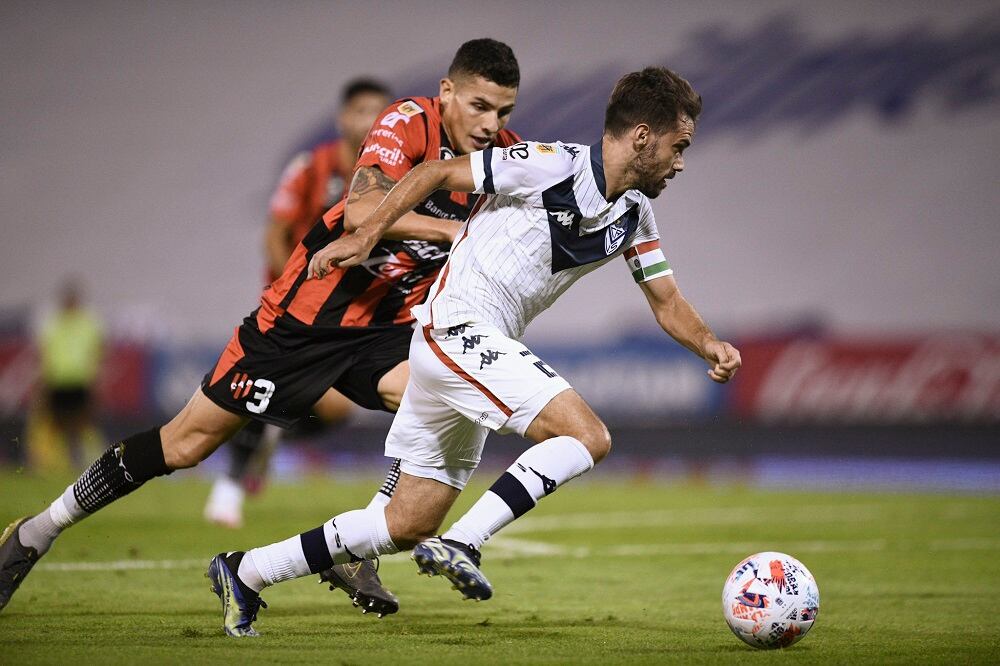 Bouzat se escapa de la marca de Oliver Benítez