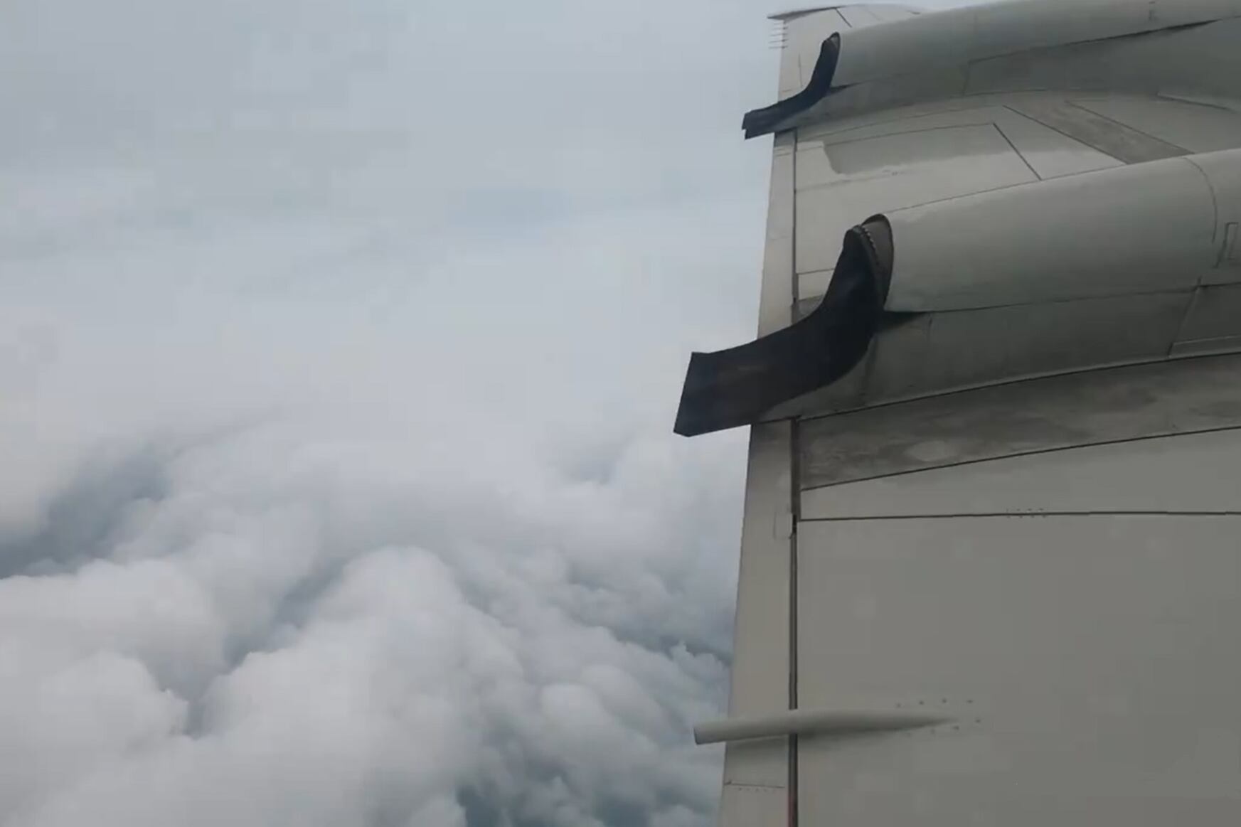 Escenas impresionantes en "el ojo del huracán". Imagen: @NOAA_HurrHunter.