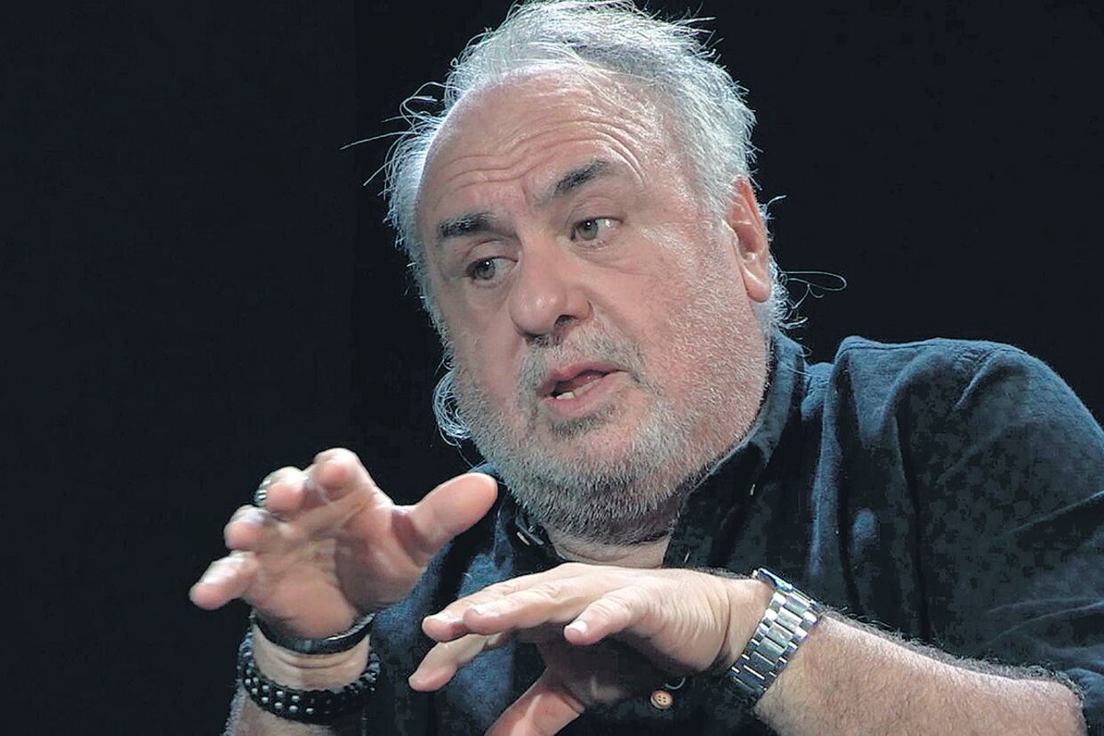 “Los años anteriores a la pesadilla fueron inolvidables”, evoca Jorge Alemán.