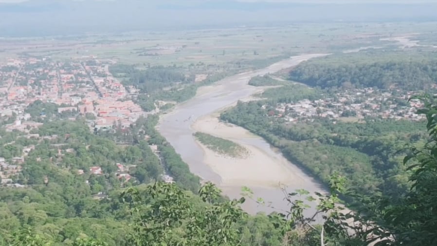 El Bermejo visto desde la zona limítrofe con Bolivia 