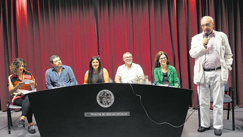El debate fue organizado por la Facultad de Ciencias Sociales de la UBA.