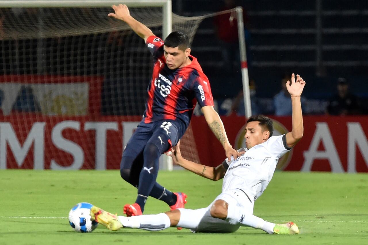 El Sabalero no hizo pie en Asunción y cayó ante Cerro Porteño