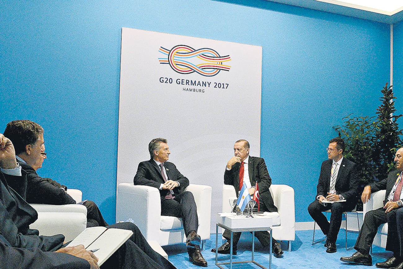 Mauricio Macri con el turco Recep Erdogan, uno de los presidentes que sí le hizo lugar en su agenda.