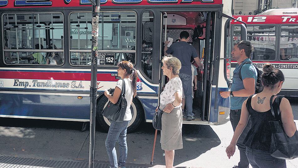 Sólo el 10 por ciento dice que paga menos que antes.