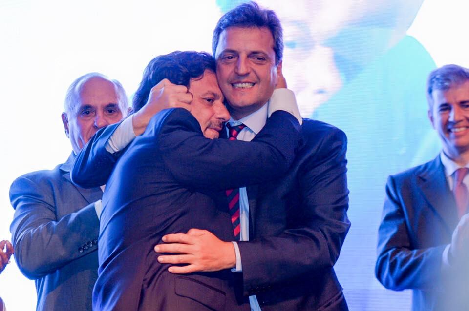Sáenz y Massa en un acto a la presidencia de 2015.