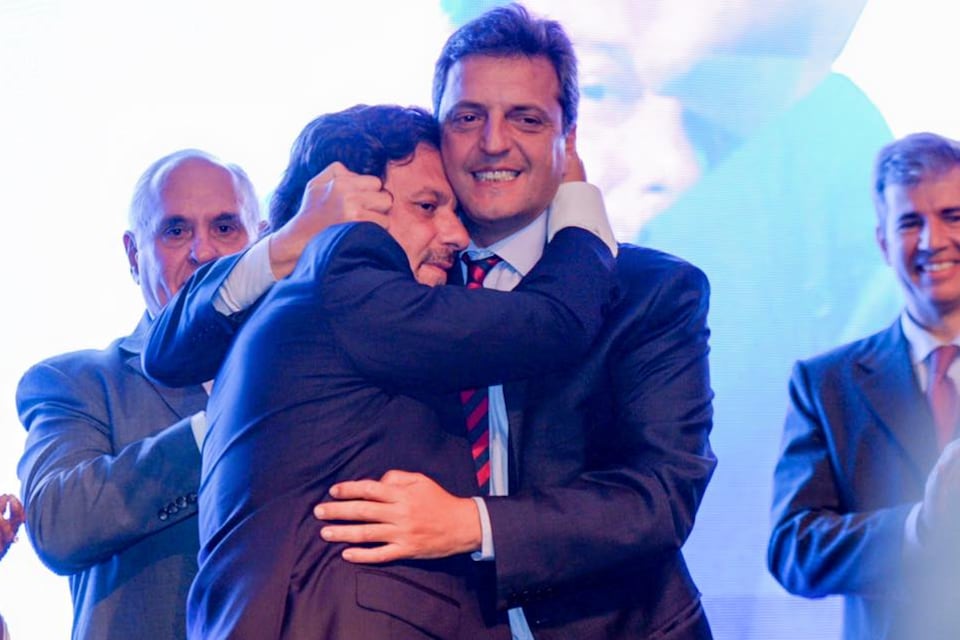 Sáenz y Massa en un acto a la presidencia de 2015.