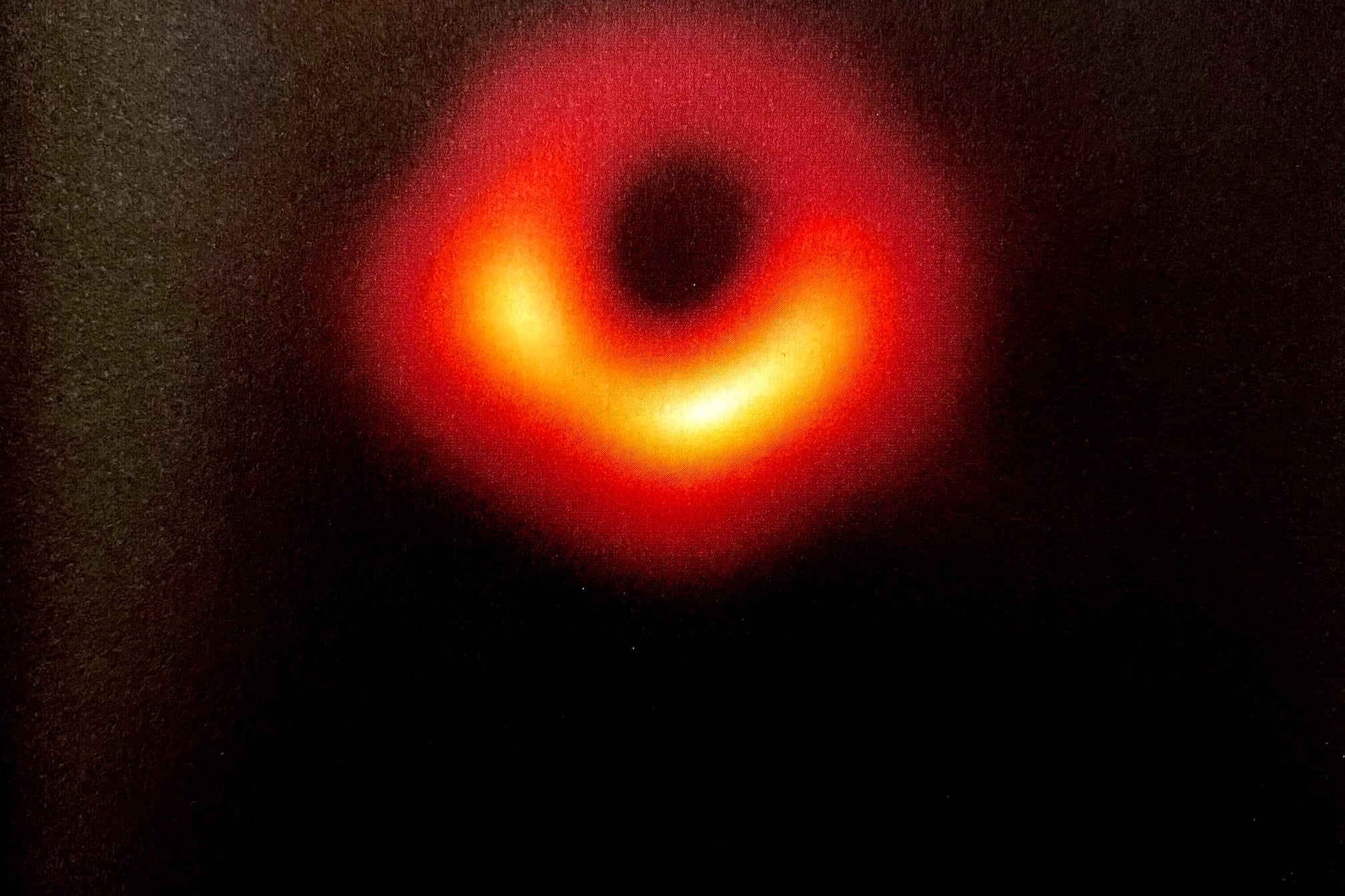 1ª foto de un agujero negro masivo (2019)-Telescopio del horizonte de sucesos.