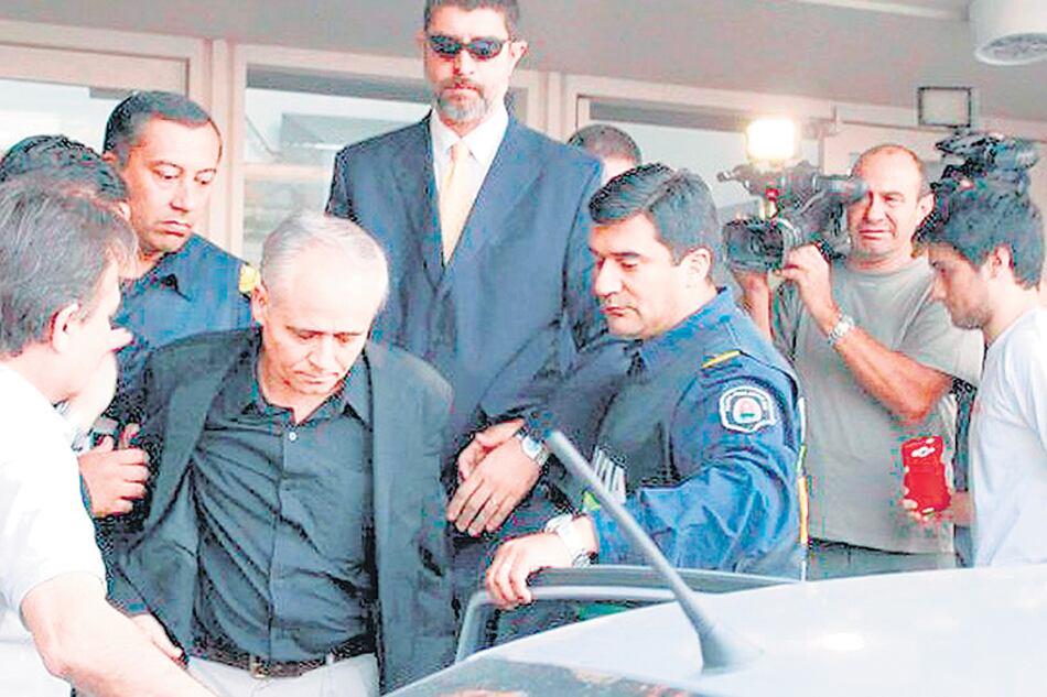 Justo José Ilarraz sigue practicando como sacerdote, en Tucumán.