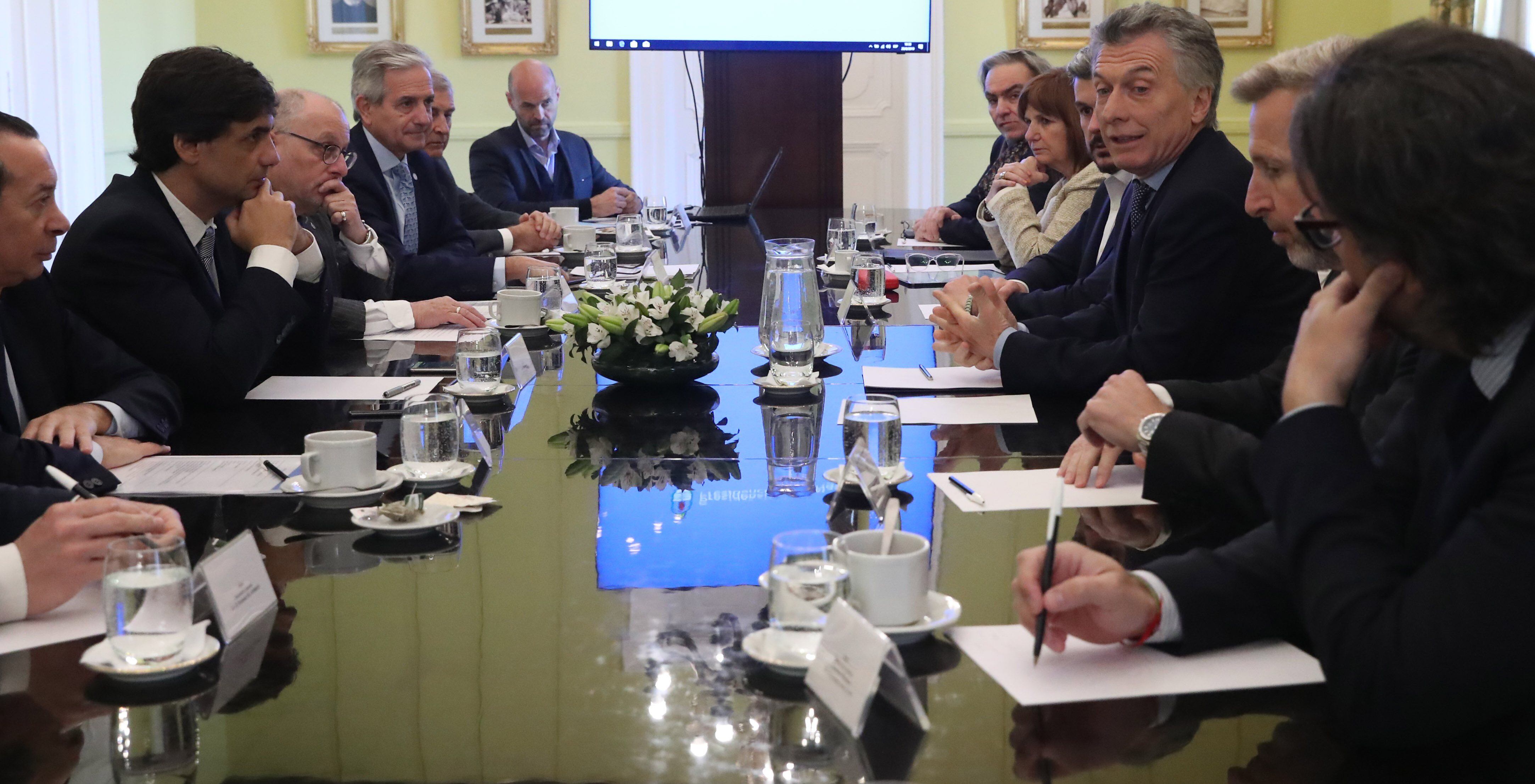 Macri reunió a su gabinete a media mañana.