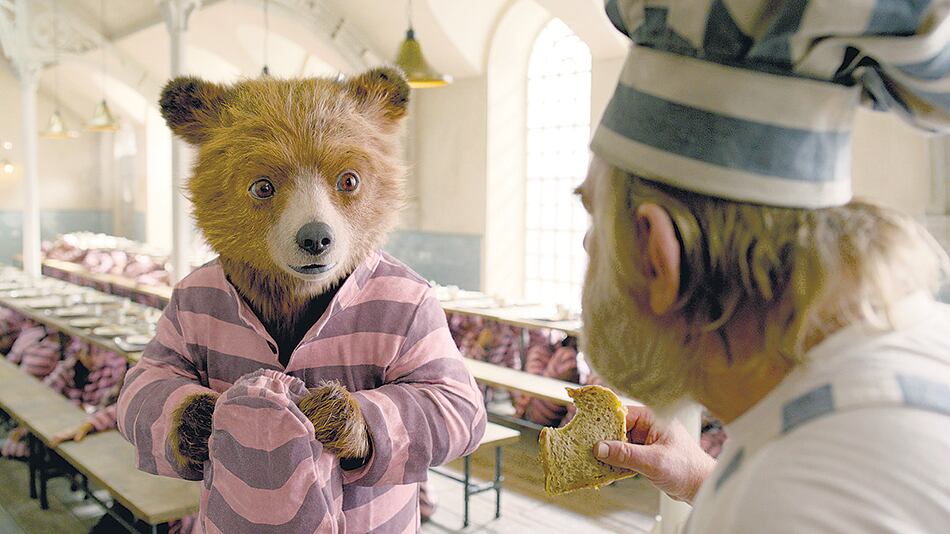 Como su antecesora, Paddington 2 aspira a la liberación del corsé de la adultez.