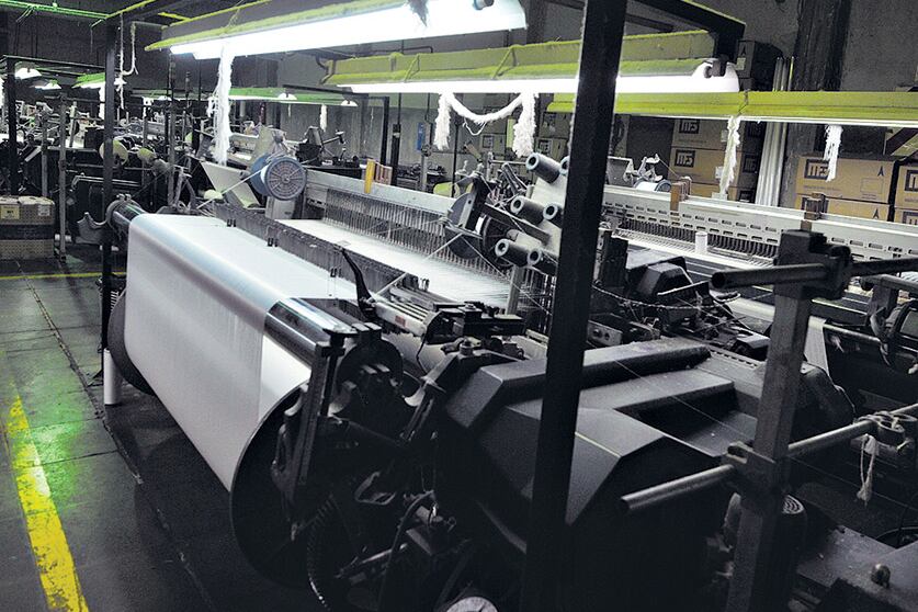 La disminución de ventas y el alza de las importaciones siguen hundiendo al rubro textil.