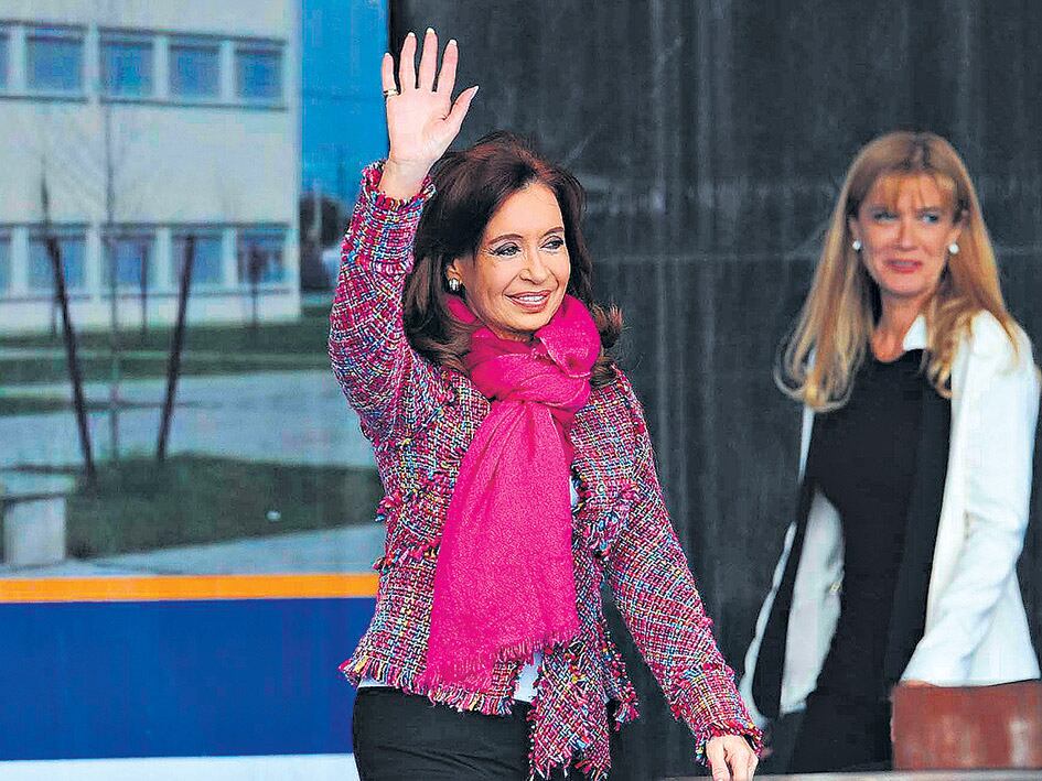 Cristina Kirchner junto a la intendenta de La Matanza, Verónica Magario.