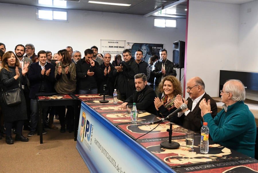 Taiana,Tomada, Alegre y Santa María presentaron el frente Unidad Porteña.