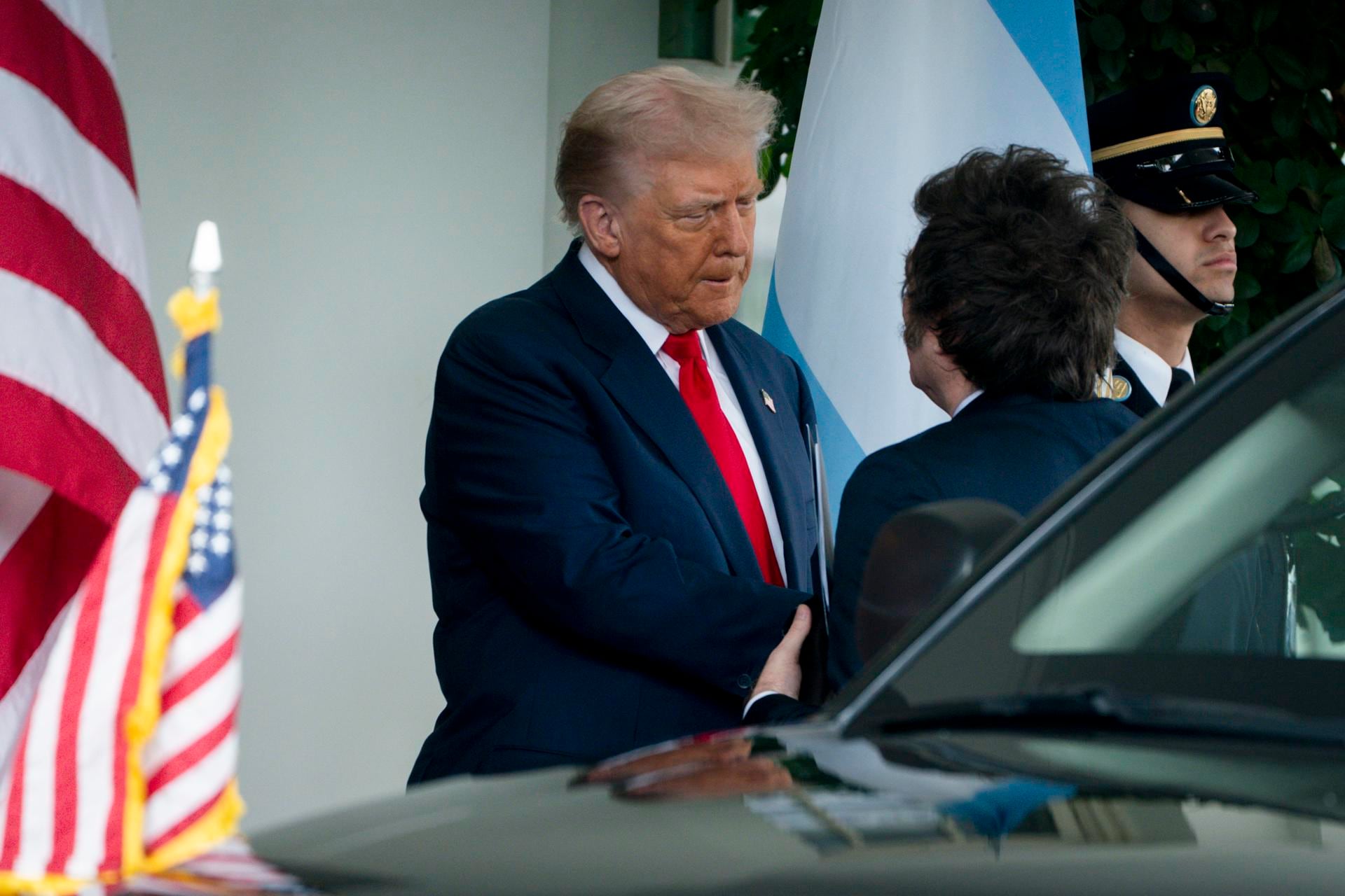 Milei ante Trump en el último viaje a EE.UU.