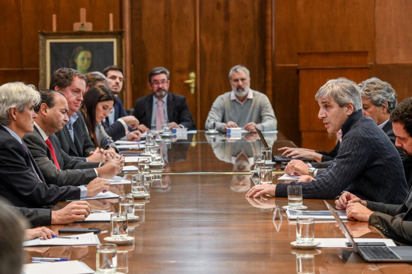 El ministro de Economía, esta semana, en la reunión con empresarios del consumo