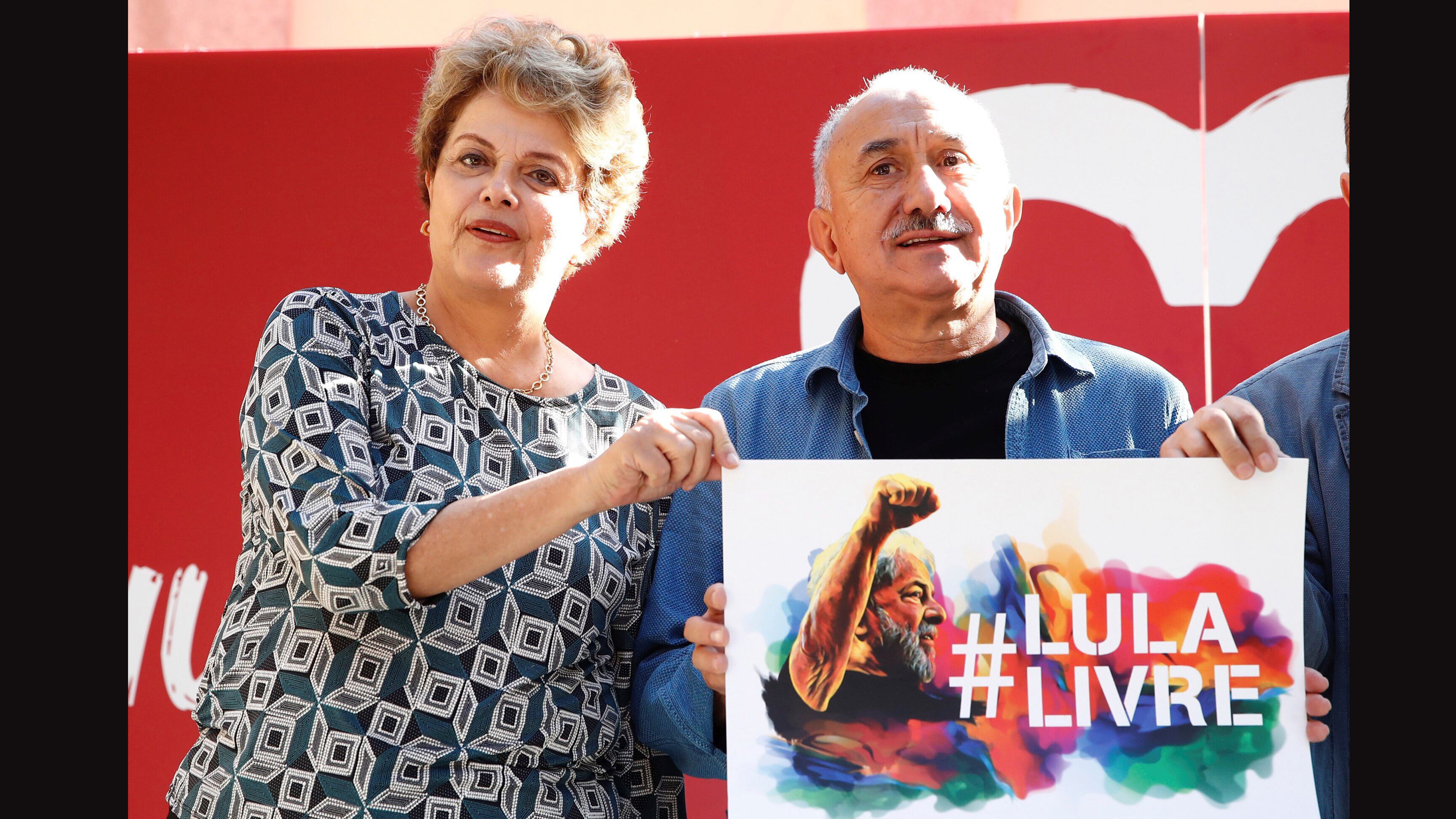 Dilma Rousseff junto a Pepe Alvarez, secretario general de la central obrera española UGT.