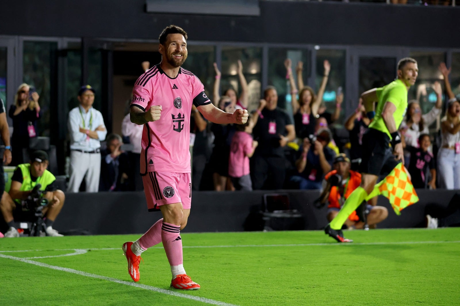 Messi celebra otra victoria de su equipo