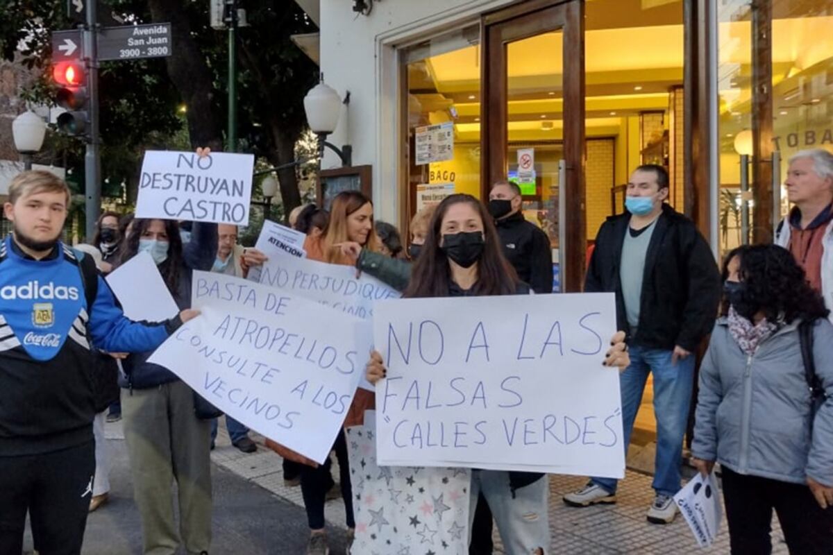 Vecinos y vecinas de Boedo se nuclearon en el colectivo "No destruyan Castro".