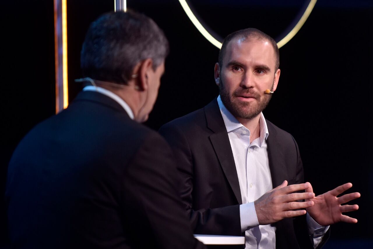 El chat de IDEA también hirvió con Martín Guzmán.