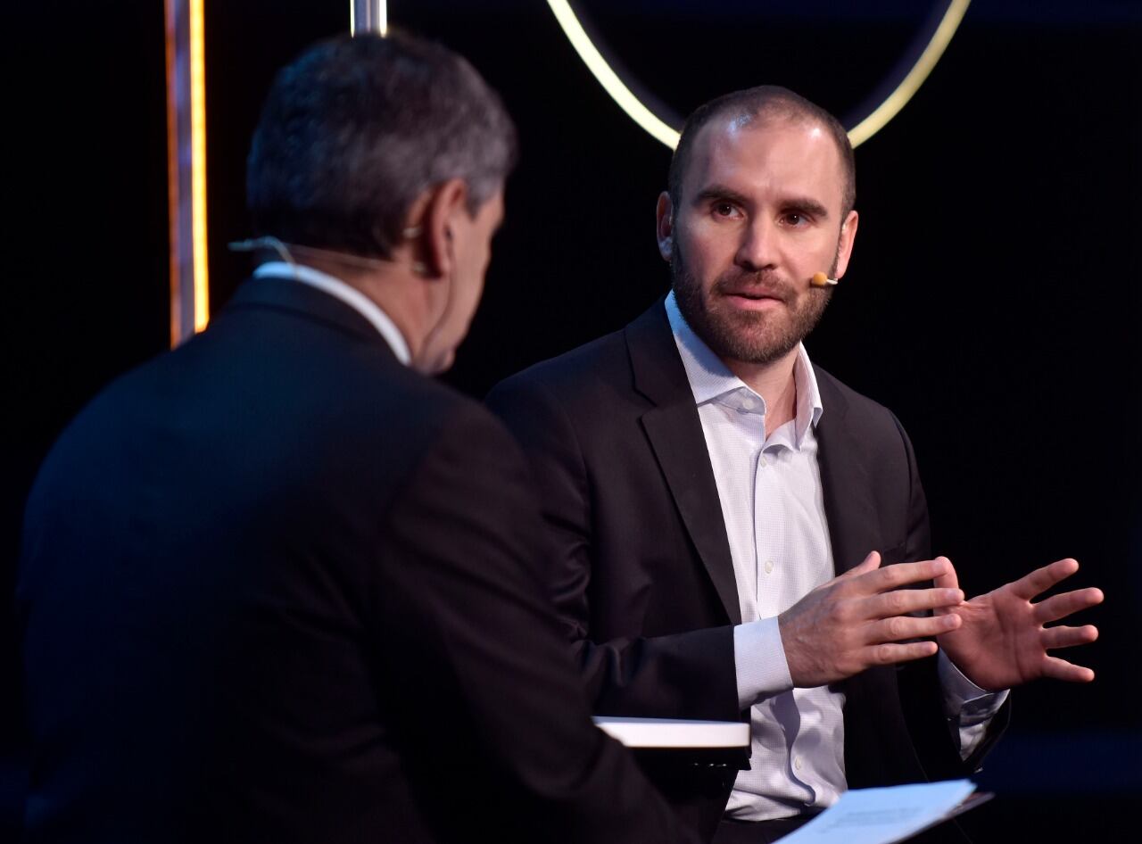 El chat de IDEA también hirvió con Martín Guzmán.