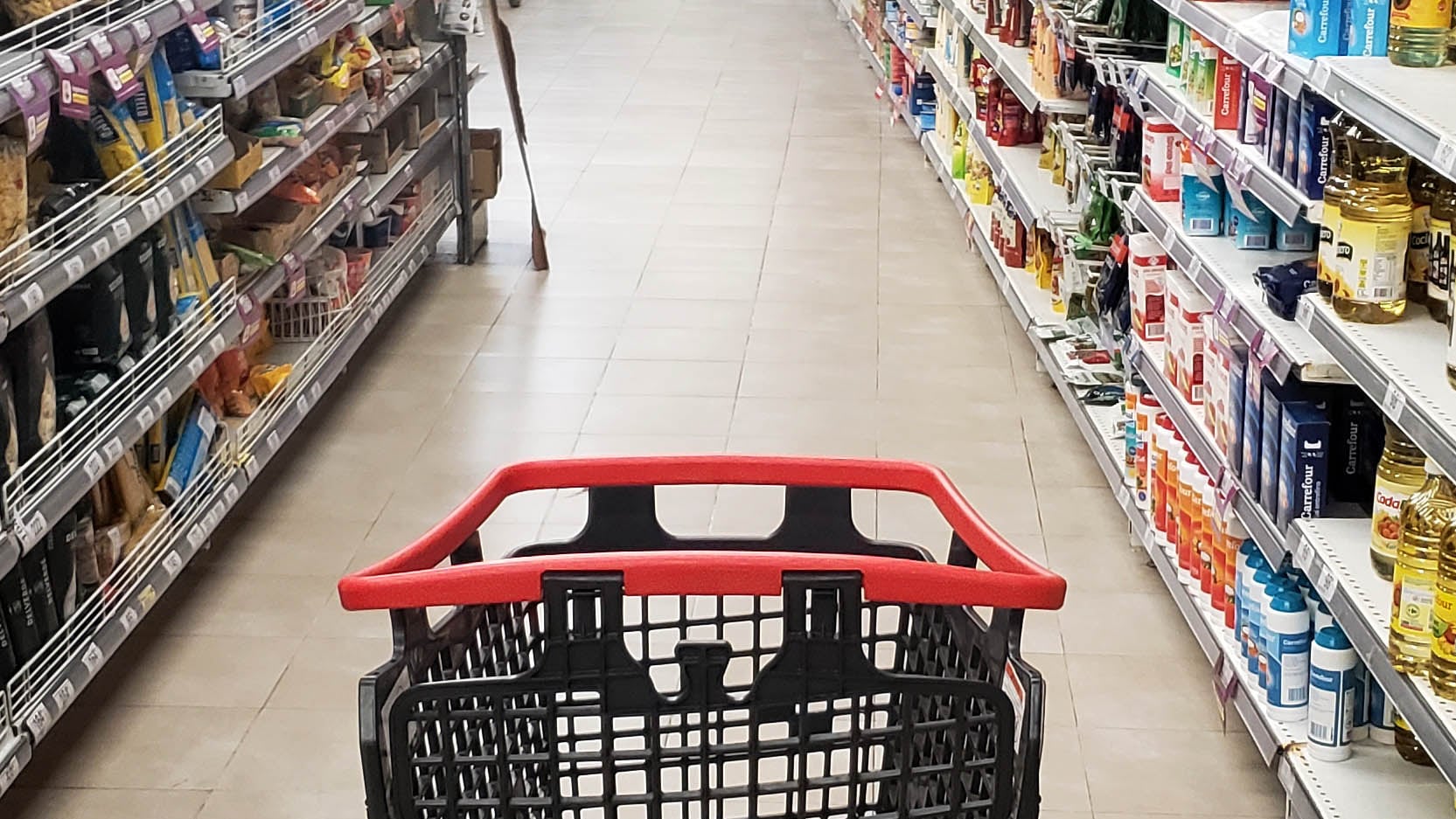 Un nuevo estudio privado, esta vez de la consultora Scentia, confirma que sigue cayendo el consumo.