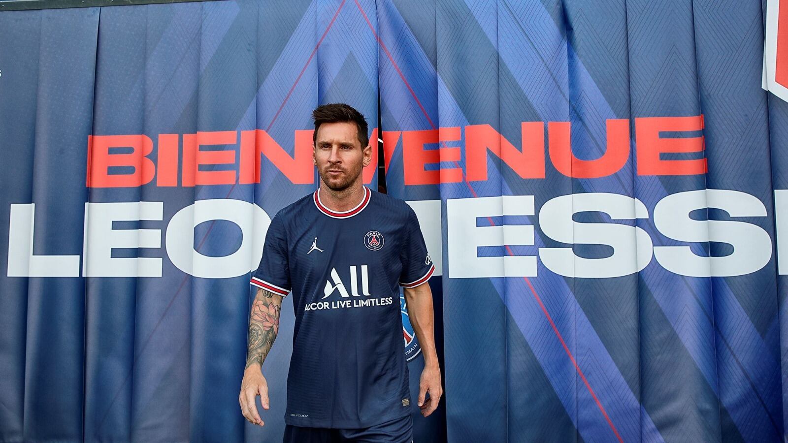 Lionel Messi realizó su primera práctica en el Paris Saint-Germain.