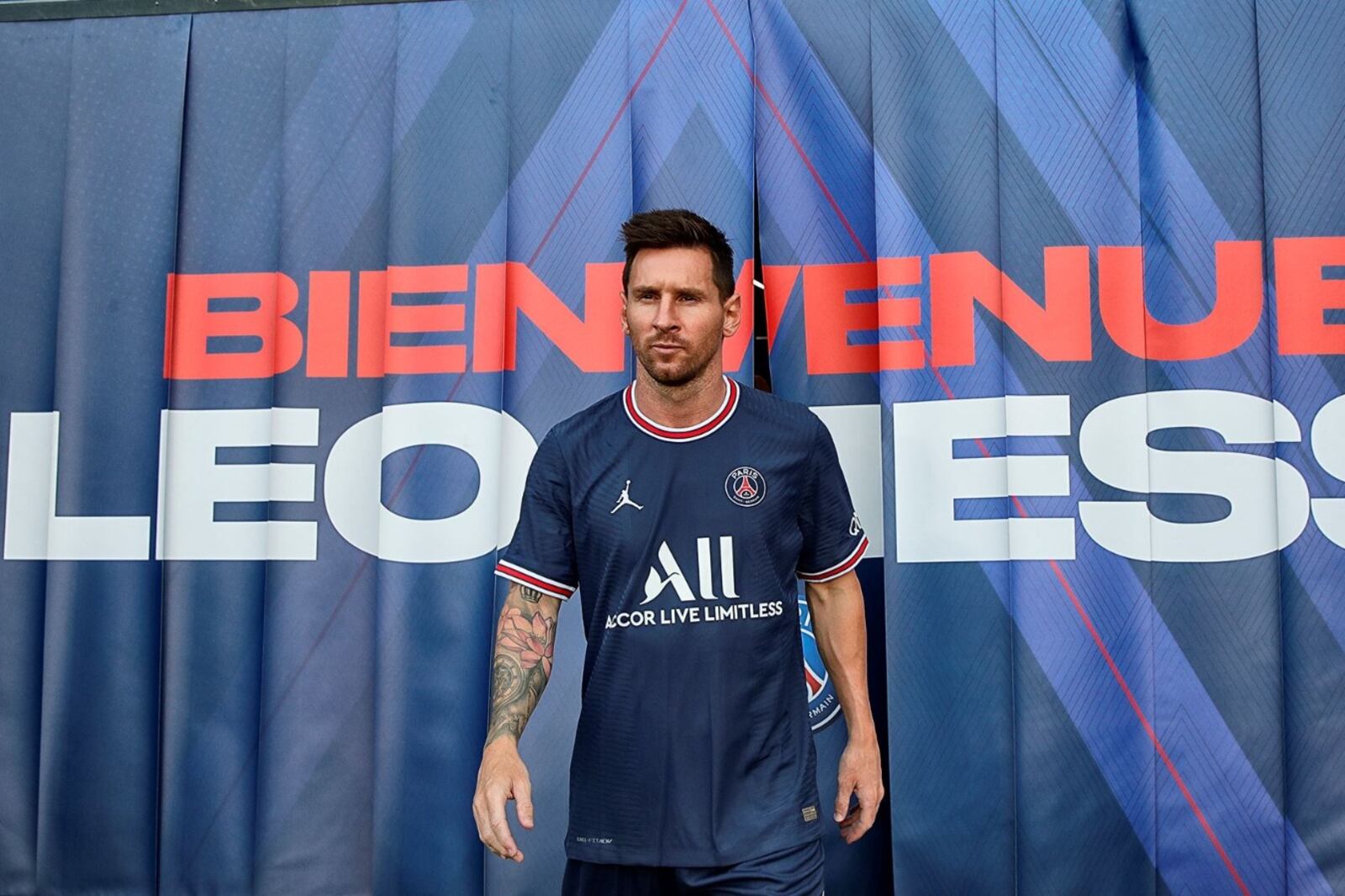 Lionel Messi realizó su primera práctica en el Paris Saint-Germain.