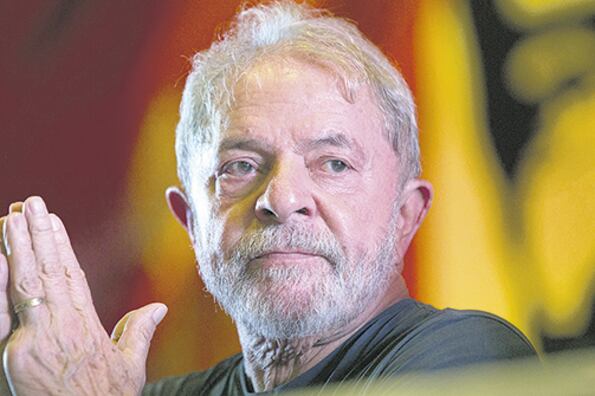 Lula está “rabioso pero no abatido” tras conocer la segunda condena en su contra por la causa Lava Jato en Brasil.