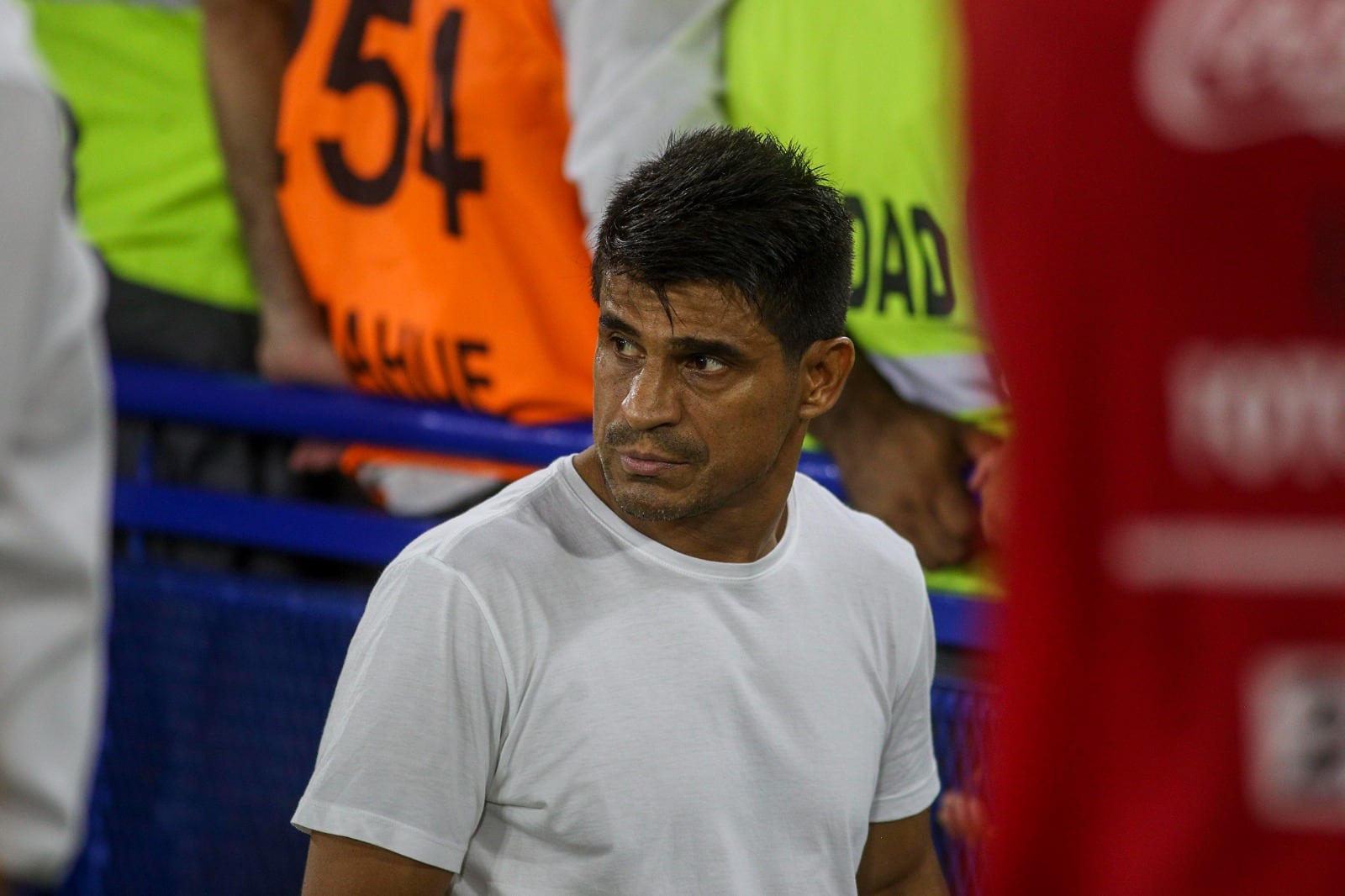 Ibarra se retiró en medio de silbidos