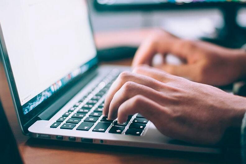 Fibertel tiene desperfectos técnicos en varias localidades y hay muchos usuarios sin conexión.