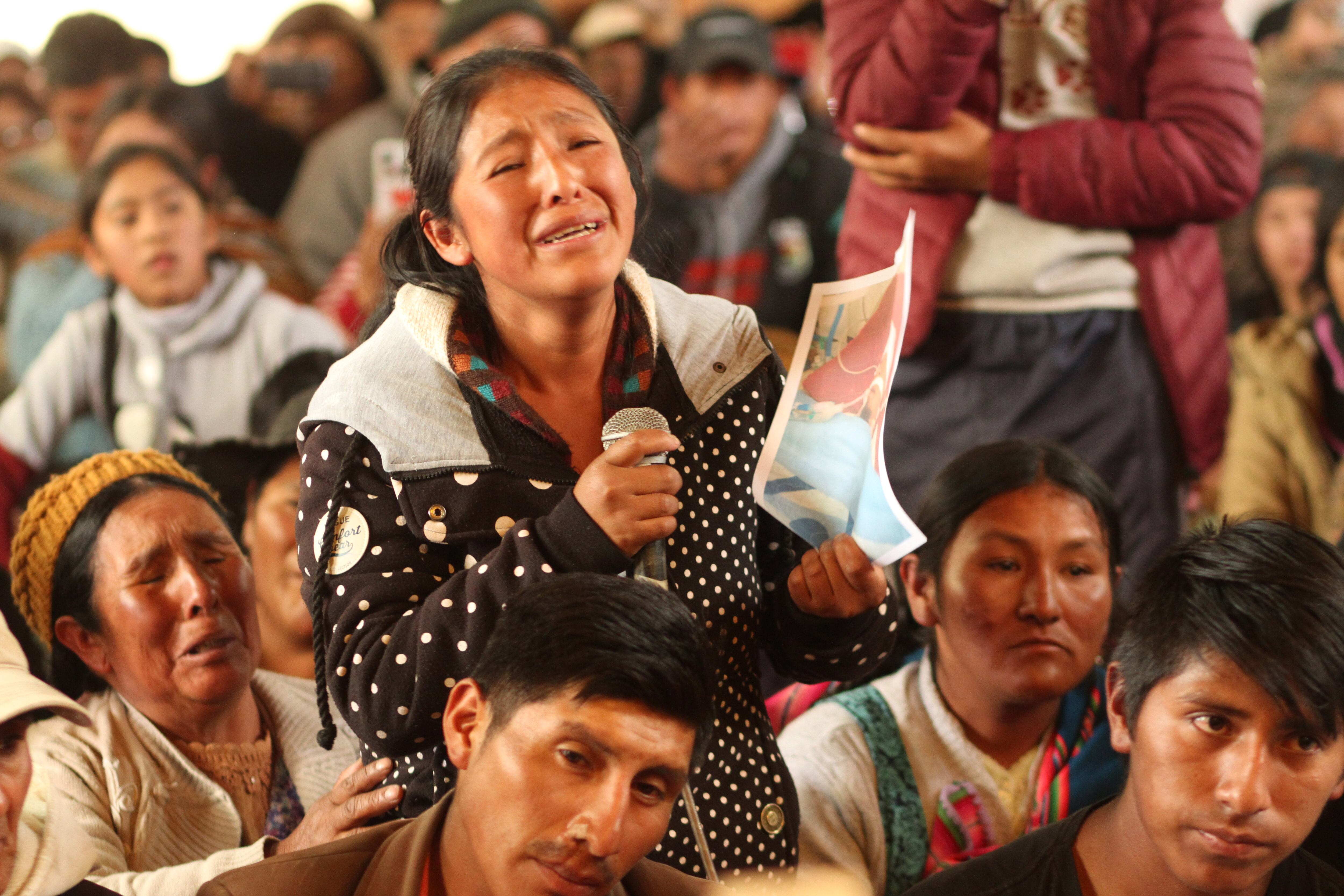 Victimas de represion frente a la  Comision de Derechos Humanos CIDH en Senkata.